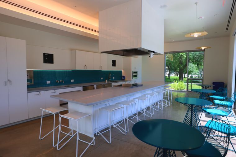 Emma S. Barrientos MACC — Interior